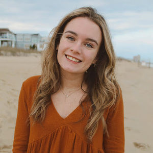 Meet your Posher, Caroline